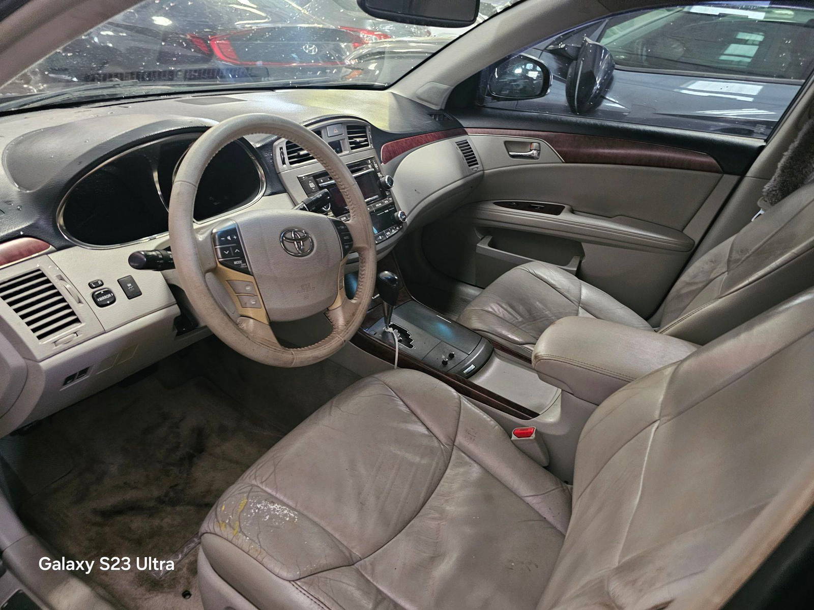 2012 TOYOTA AVALON — 152830 Miles — Lot 92282595 — Main - Marhaba Auctions Used Cars - Image 8