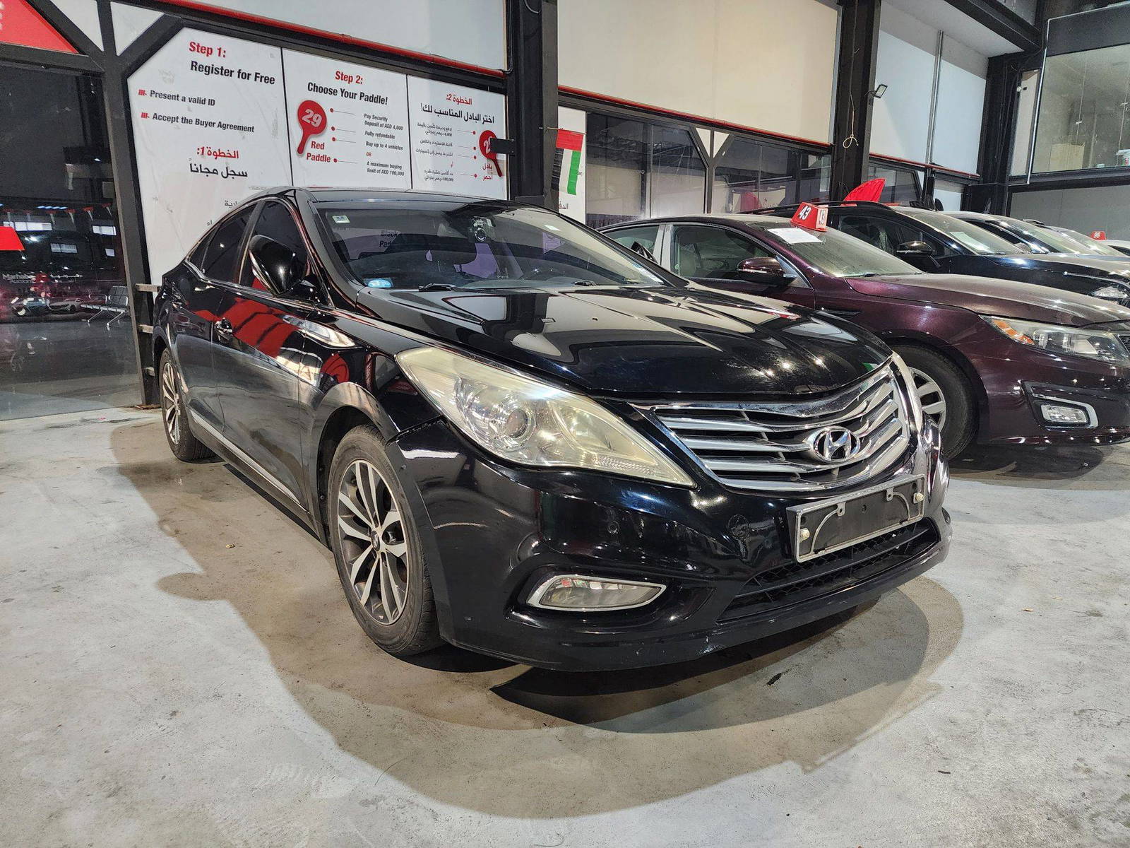2012 HYUNDAI GRANDEUR — 163833 KM — Lot 132935 — Al Quoz - Marhaba Auctions Used Cars - Image 3