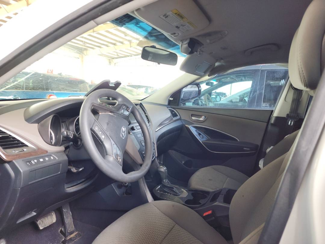 2017 HYUNDAI SANTA FE — 104908 Miles — Lot 50450804 — Souq - Marhaba Auctions Used Cars - Image 7