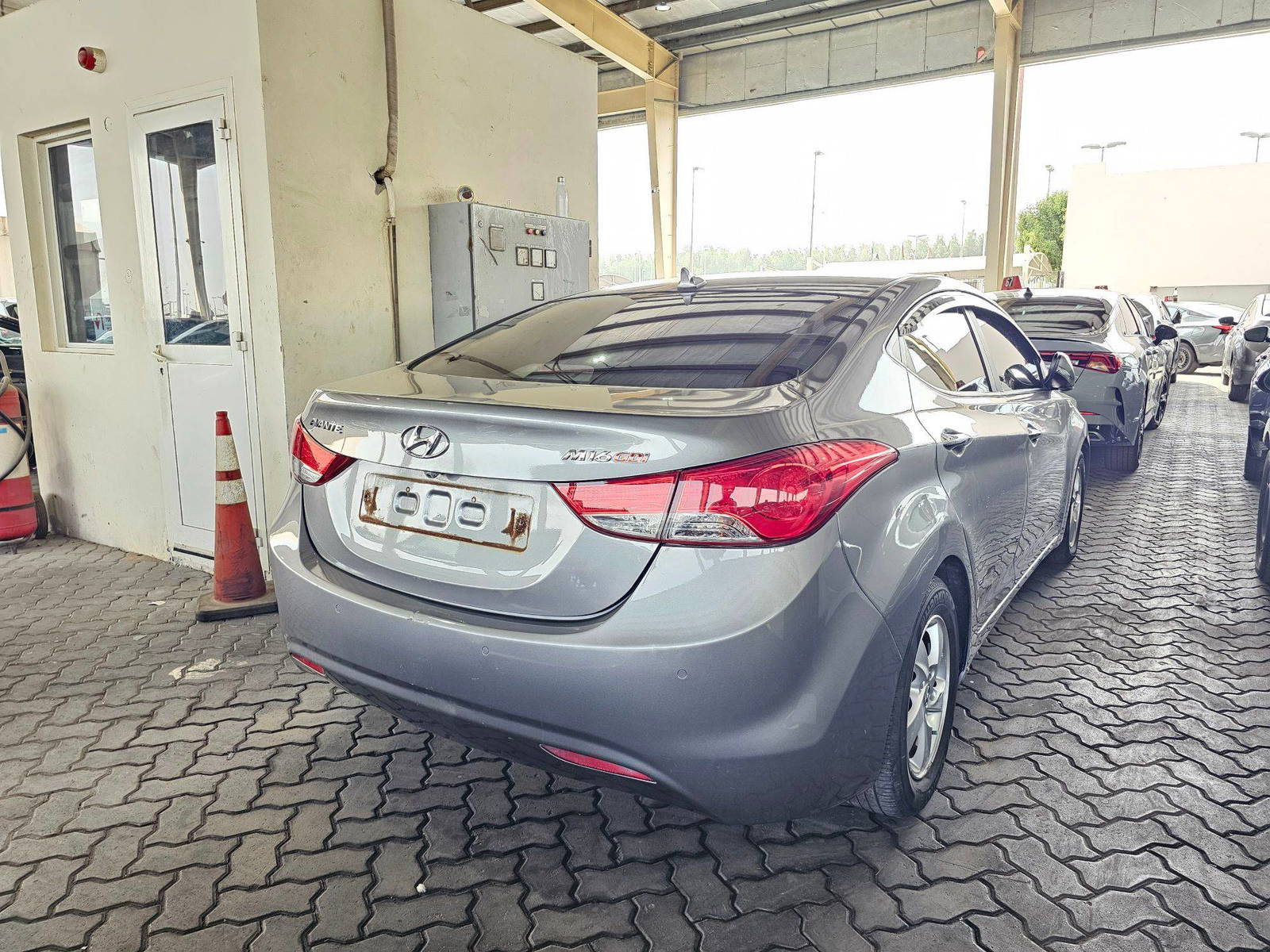 2012 HYUNDAI AVANTE — 144703 KM — Lot 223395 — Souq - Marhaba Auctions Used Cars - Image 3