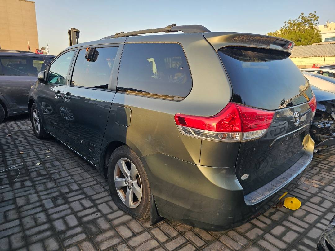 2011 TOYOTA SIENNA — 216559 Miles — Lot BS010362 — Main - Marhaba Auctions Used Cars - Image 3