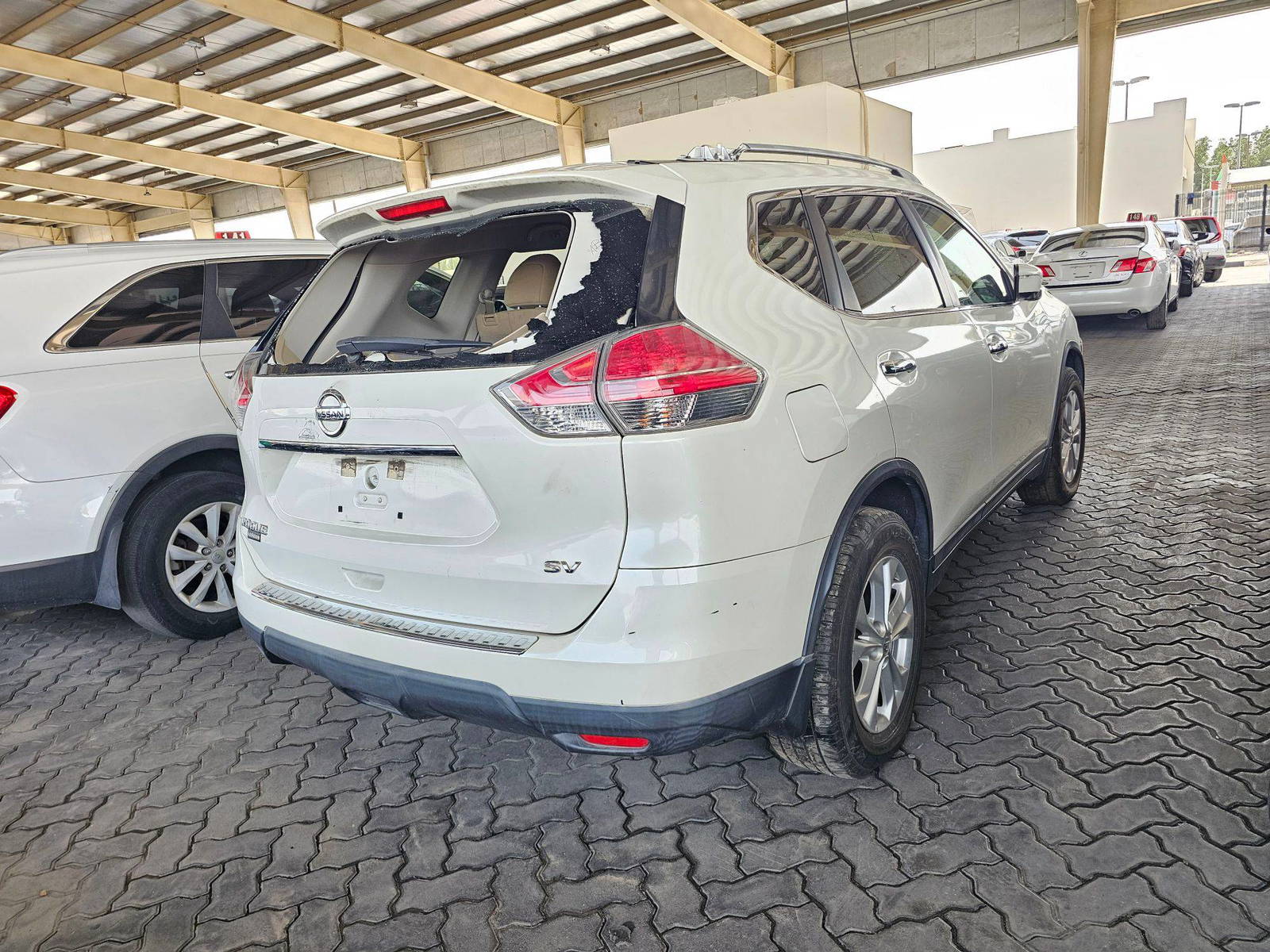 2015 NISSAN ROGUE — 147296 Miles — Lot C798273 — Main - Marhaba Auctions Used Cars - Image 4