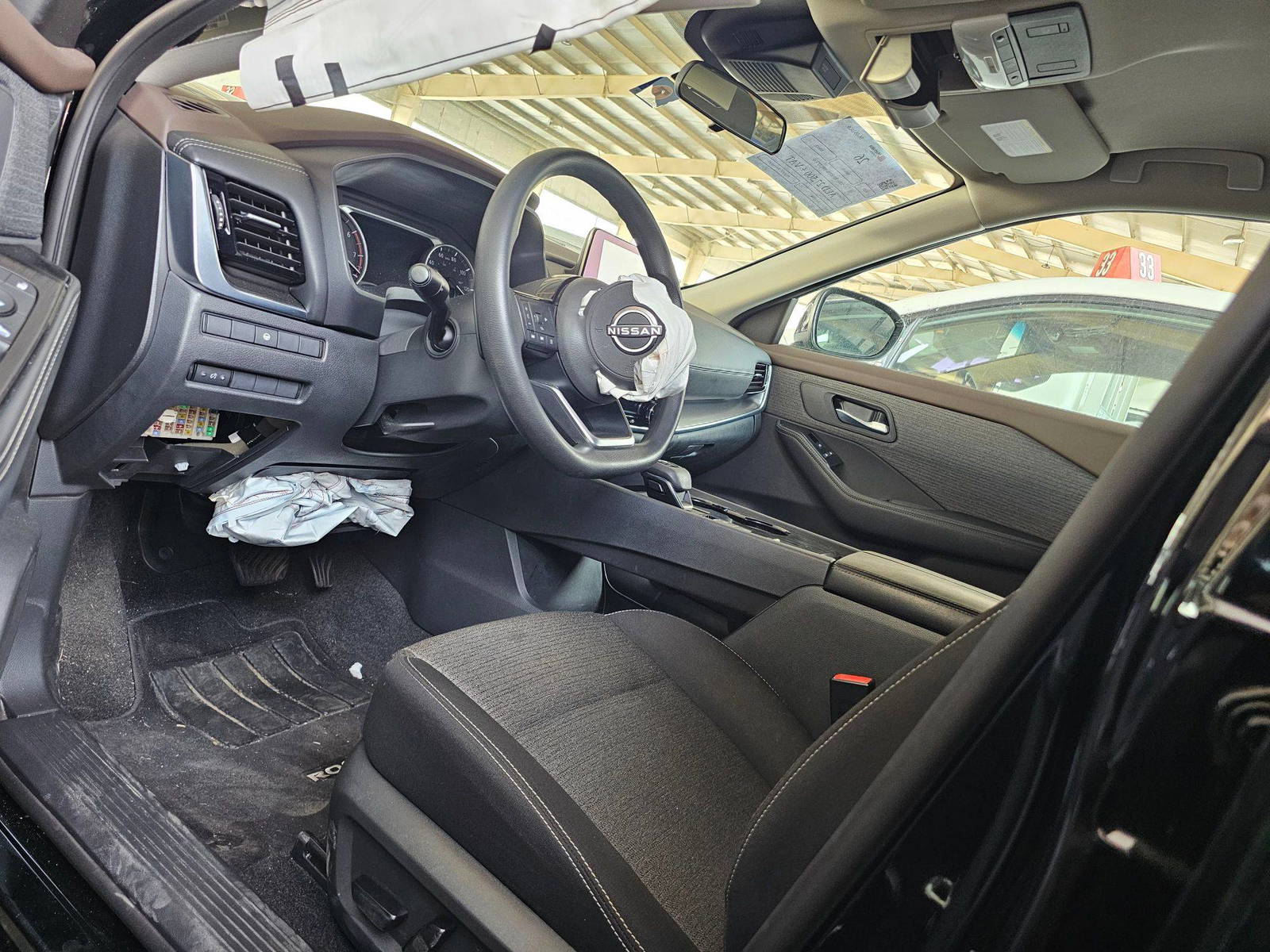 NISSAN ROGUE 2023 - Marhaba Auction Used Cars - Image 7