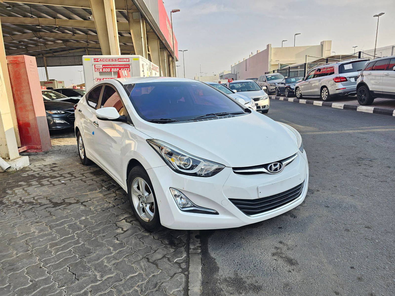 2016 HYUNDAI AVANTE — 153664 KM — Lot GU630524 — Souq - Marhaba Auctions Used Cars - Image 4