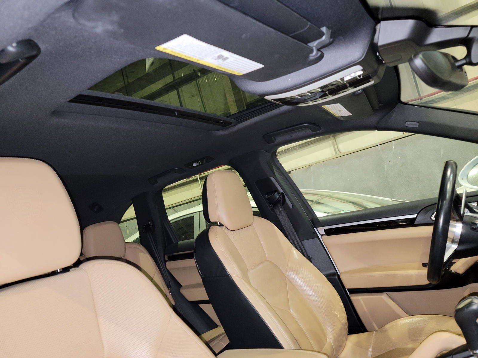 PORSCHE Cayenne 2018 - Marhaba Auction Used Cars - Image 11