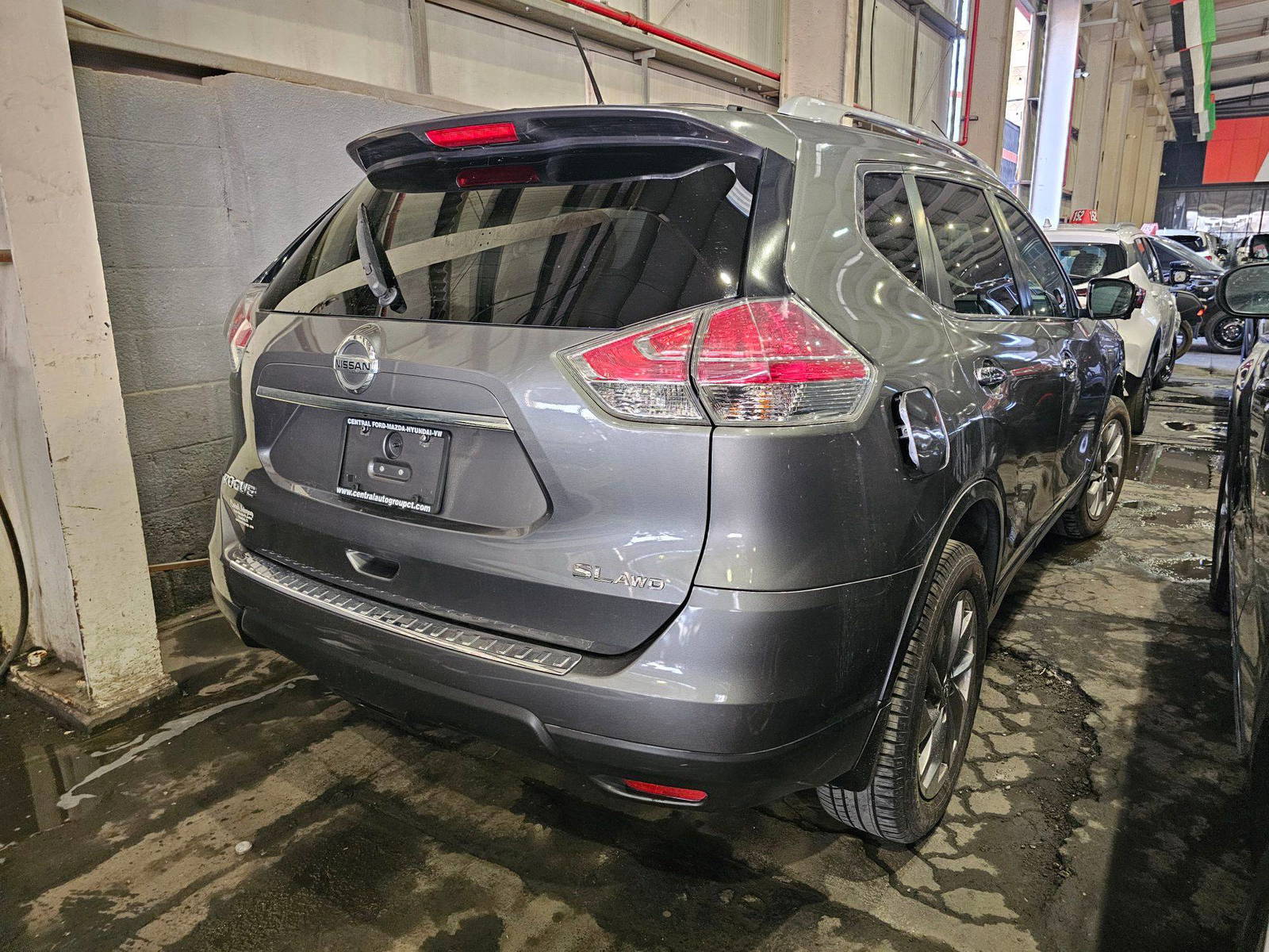 2015 NISSAN ROGUE — 197371 Miles — Lot V9FC890823 — Main - Marhaba Auctions Used Cars - Image 3