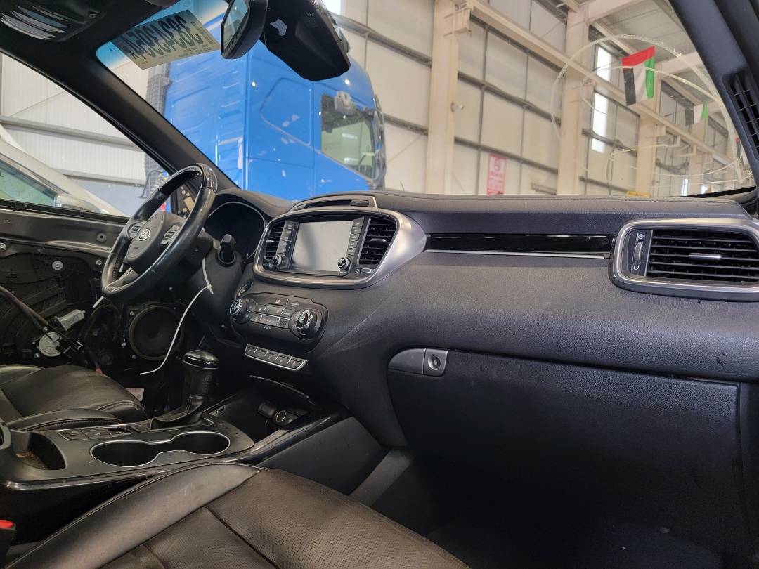2018 KIA SORENTO — 129242 Miles — Lot 38343954 — Main - Marhaba Auctions Used Cars - Image 5