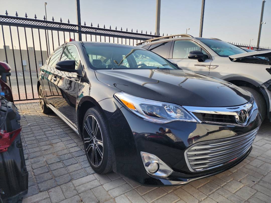 TOYOTA AVALON