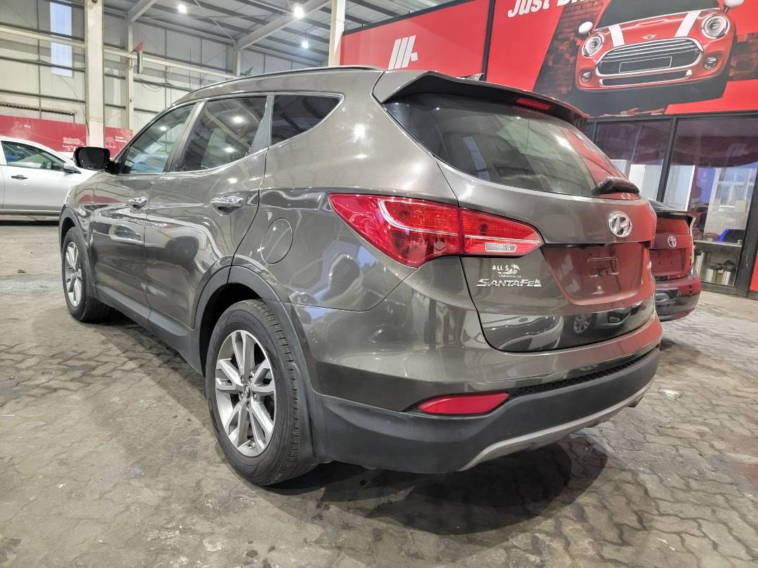 2014 HYUNDAI SANTA FE — 160931 Miles — Lot G142578 — Main - Marhaba Auctions Used Cars - Image 4