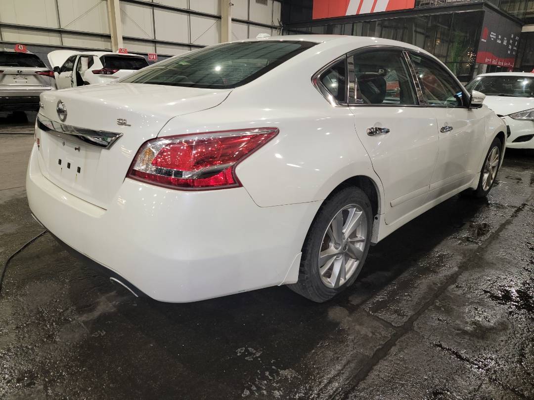 2013 NISSAN ALTIMA — 146623 Miles — Lot 74246213 - Marhaba Auctions Used Cars - Image 4