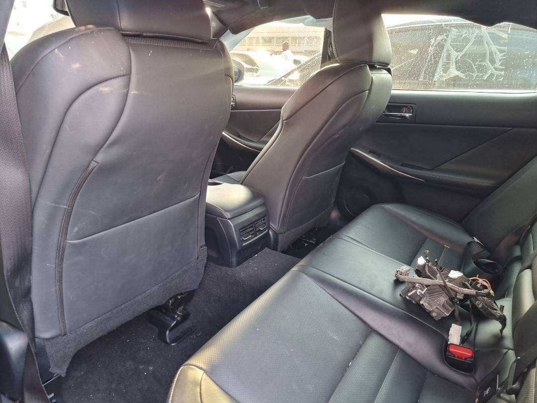 2015 LEXUS IS 250 — 103273 Miles — Lot 75187 — Ind. 12 - Marhaba Auctions Used Cars - Image 7