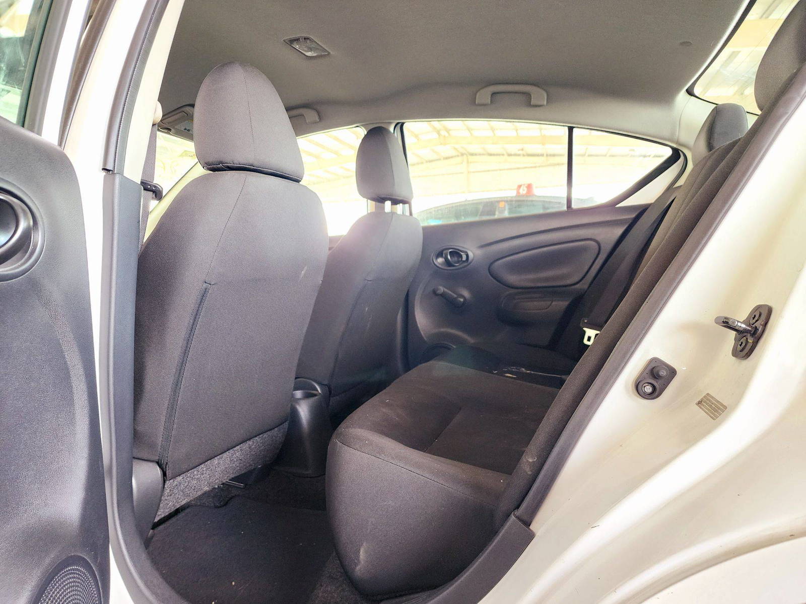 2018 NISSAN VERSA — 142117 Miles — Lot 70694004 — Souq - Marhaba Auctions Used Cars - Image 6