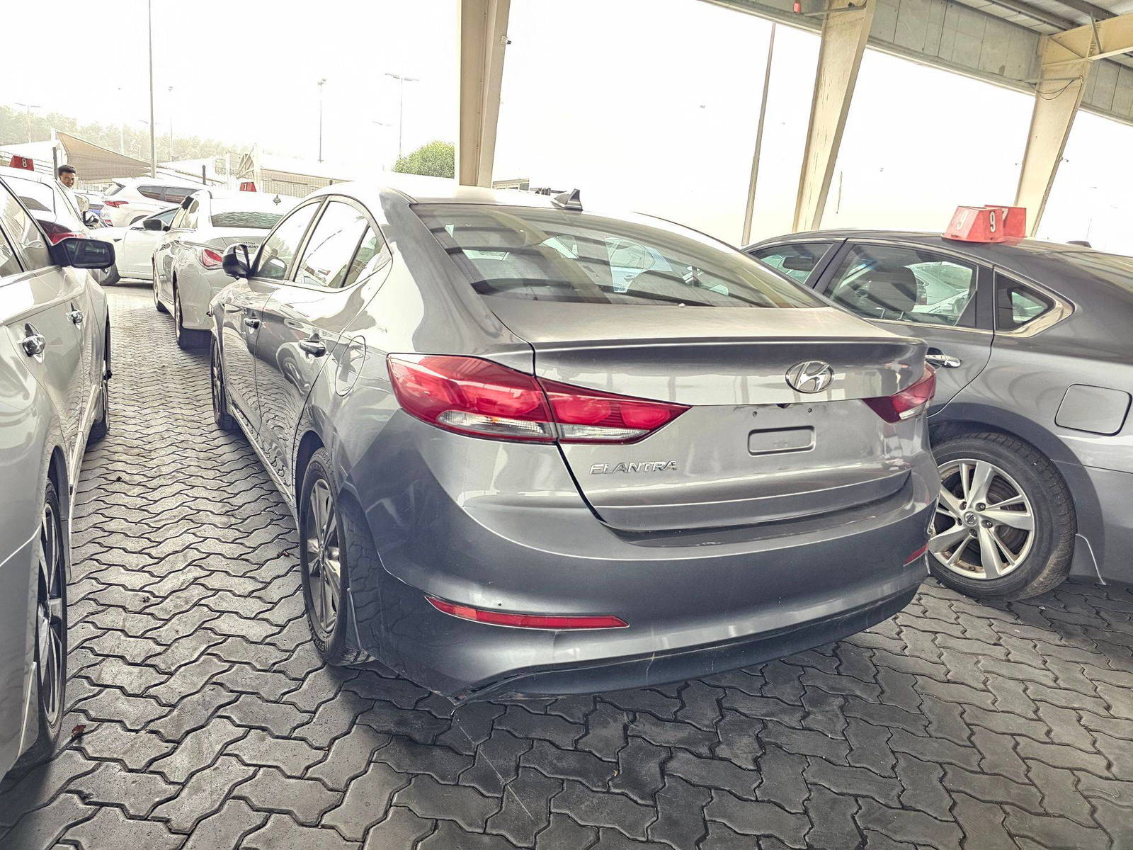2018 HYUNDAI ELANTRA — 165702 Miles — Lot 1265042 — Souq - Marhaba Auctions Used Cars - Image 3