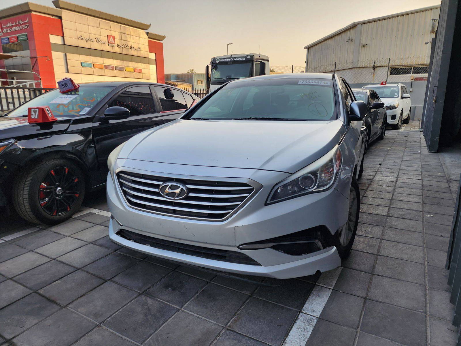 2016 HYUNDAI SONATA — 160315 Miles — Lot GH357739 — Al Quoz - Marhaba Auctions Used Cars - Image 4