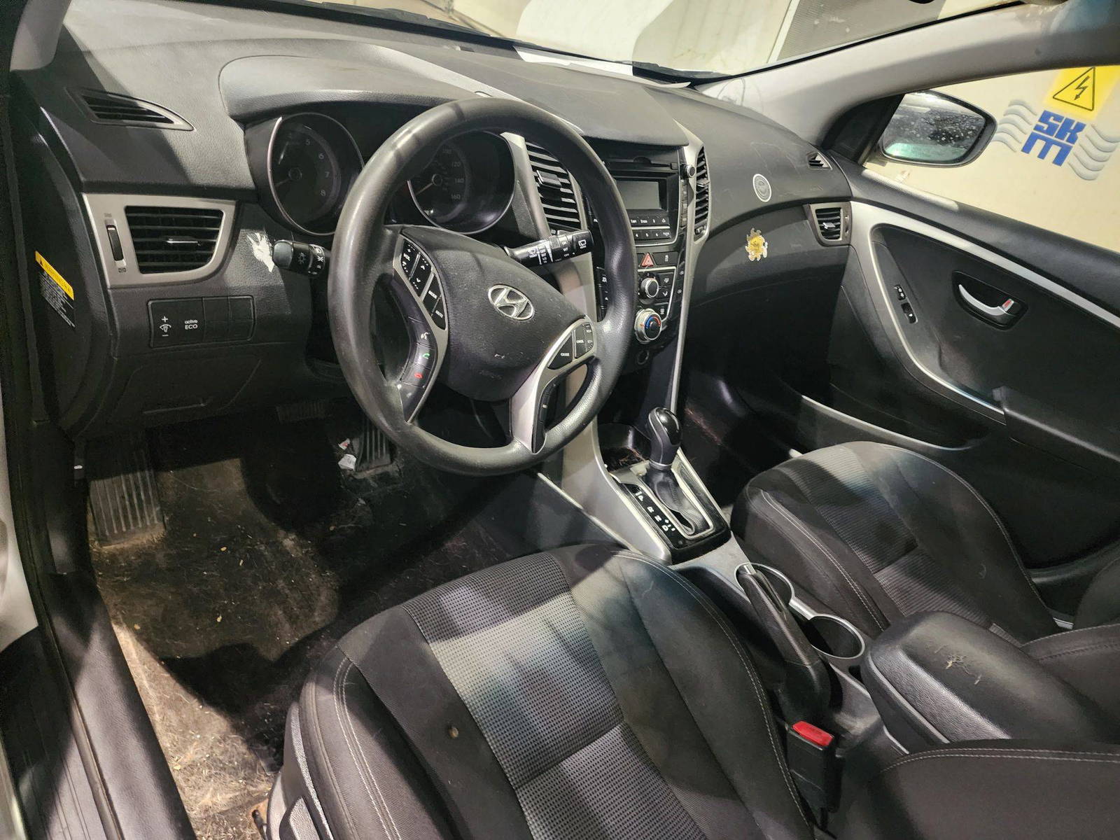 2017 HYUNDAI ELANTRA GT — 141602 Miles — Lot 59938233 - Marhaba Auctions Used Cars - Image 4