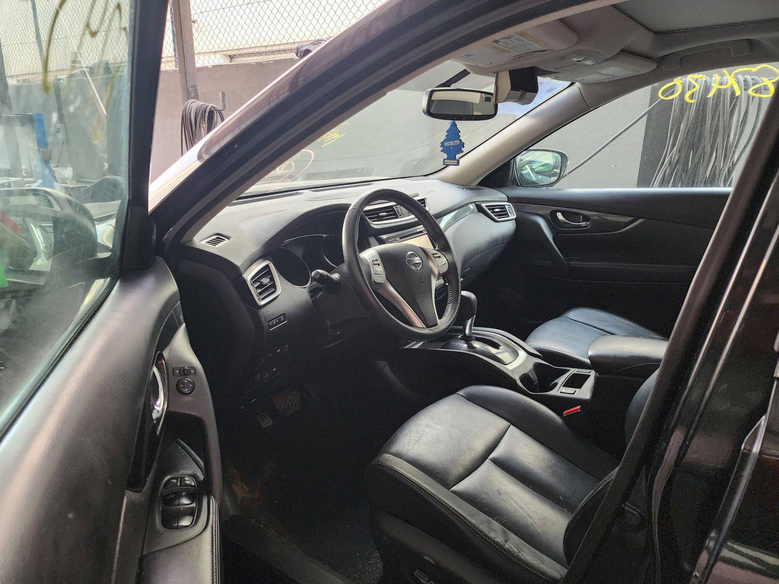 2015 NISSAN ROGUE — 156911 Miles — Lot 41787430 — Al Quoz - Marhaba Auctions Used Cars - Image 9