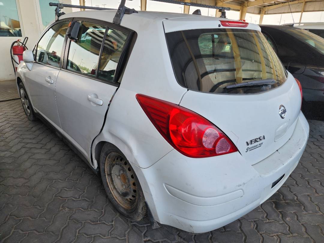2009 NISSAN VERSA — 224093 KM — Lot 36438 - Marhaba Auctions Used Cars - Image 5