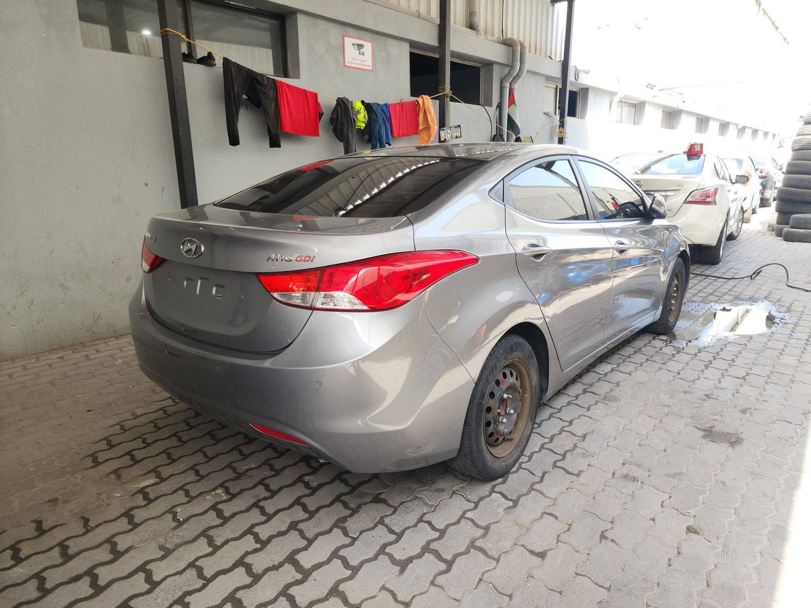 2012 HYUNDAI AVANTE — 131831 KM — Lot 287191 — Al Quoz - Marhaba Auctions Used Cars - Image 4