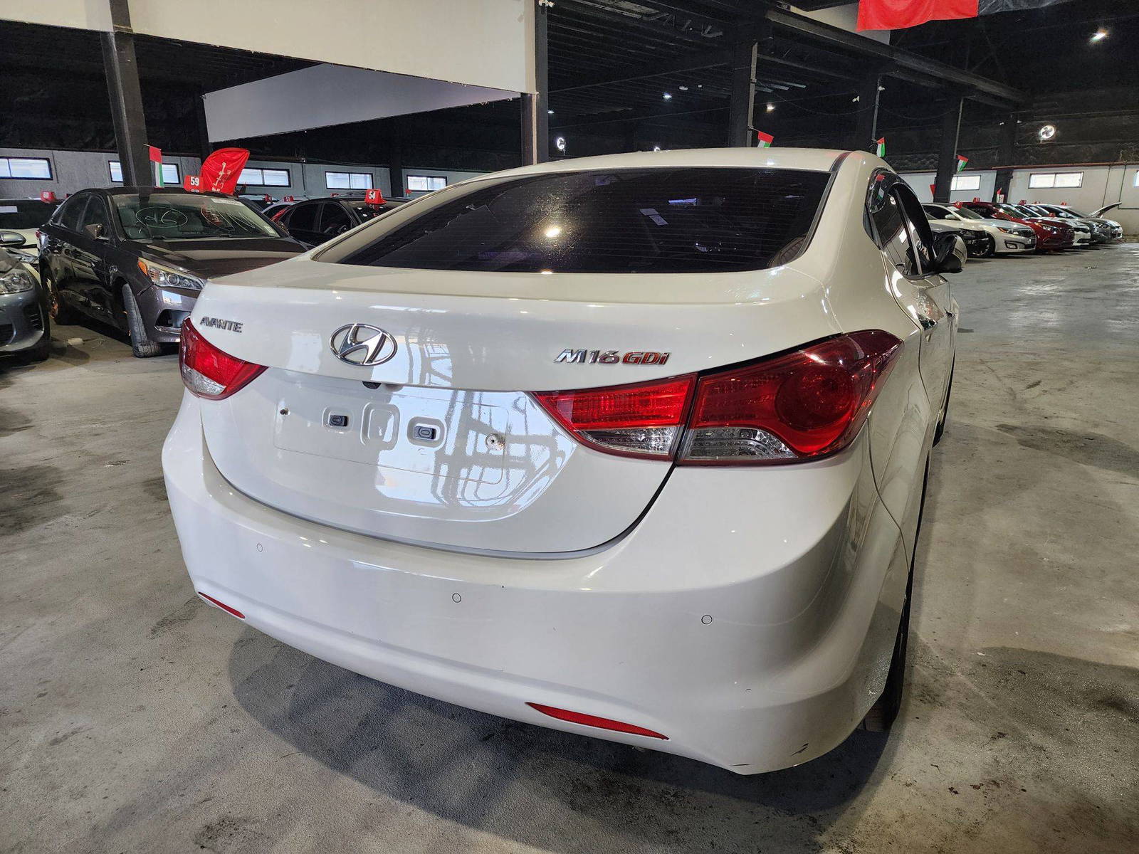2011 HYUNDAI AVANTE — 169868 KM — Lot 092327 — Al Quoz - Marhaba Auctions Used Cars - Image 4