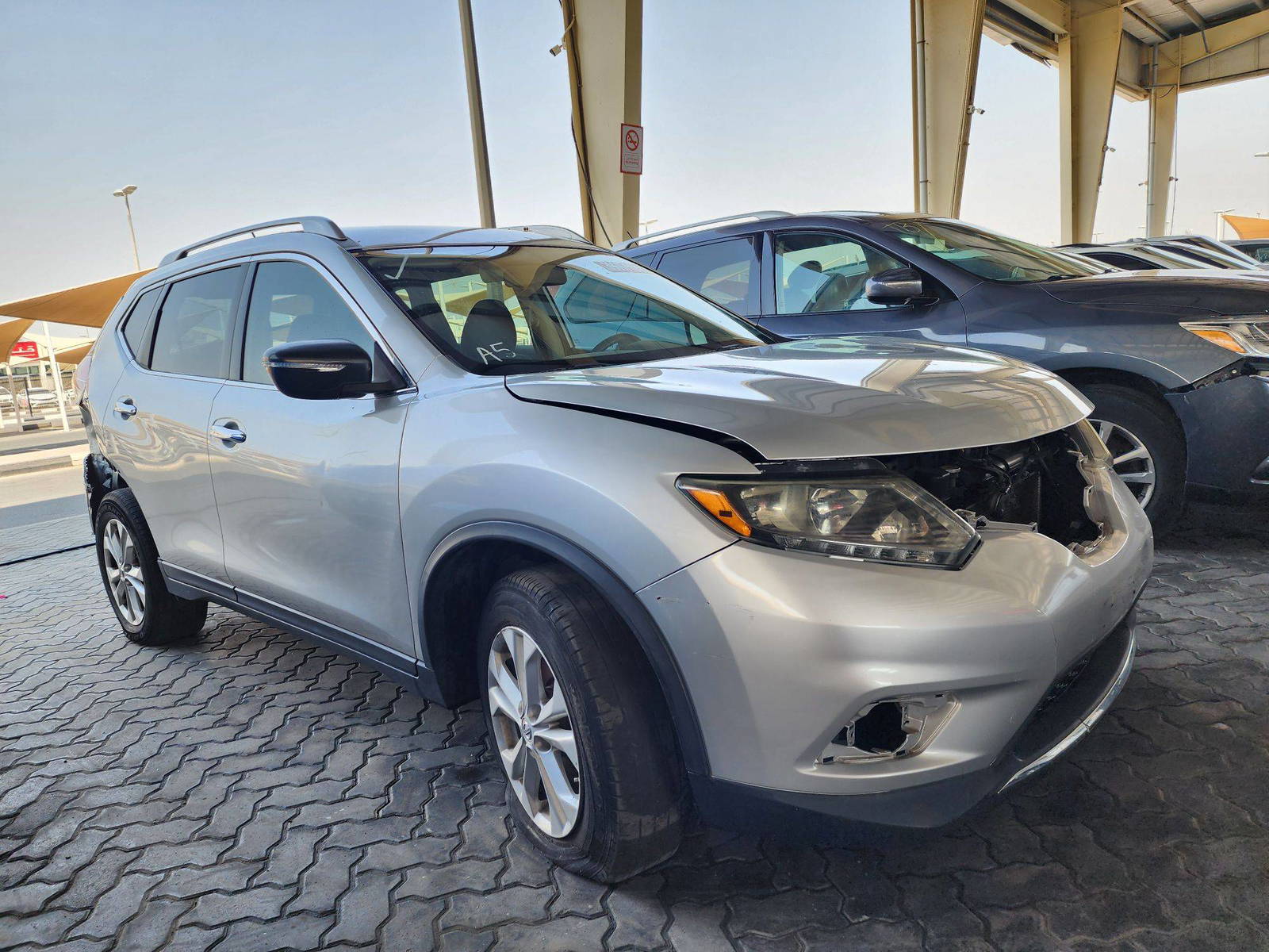 2015 NISSAN ROGUE — 136080 Miles — Lot P526402 — Souq - Marhaba Auctions Used Cars - Image 4