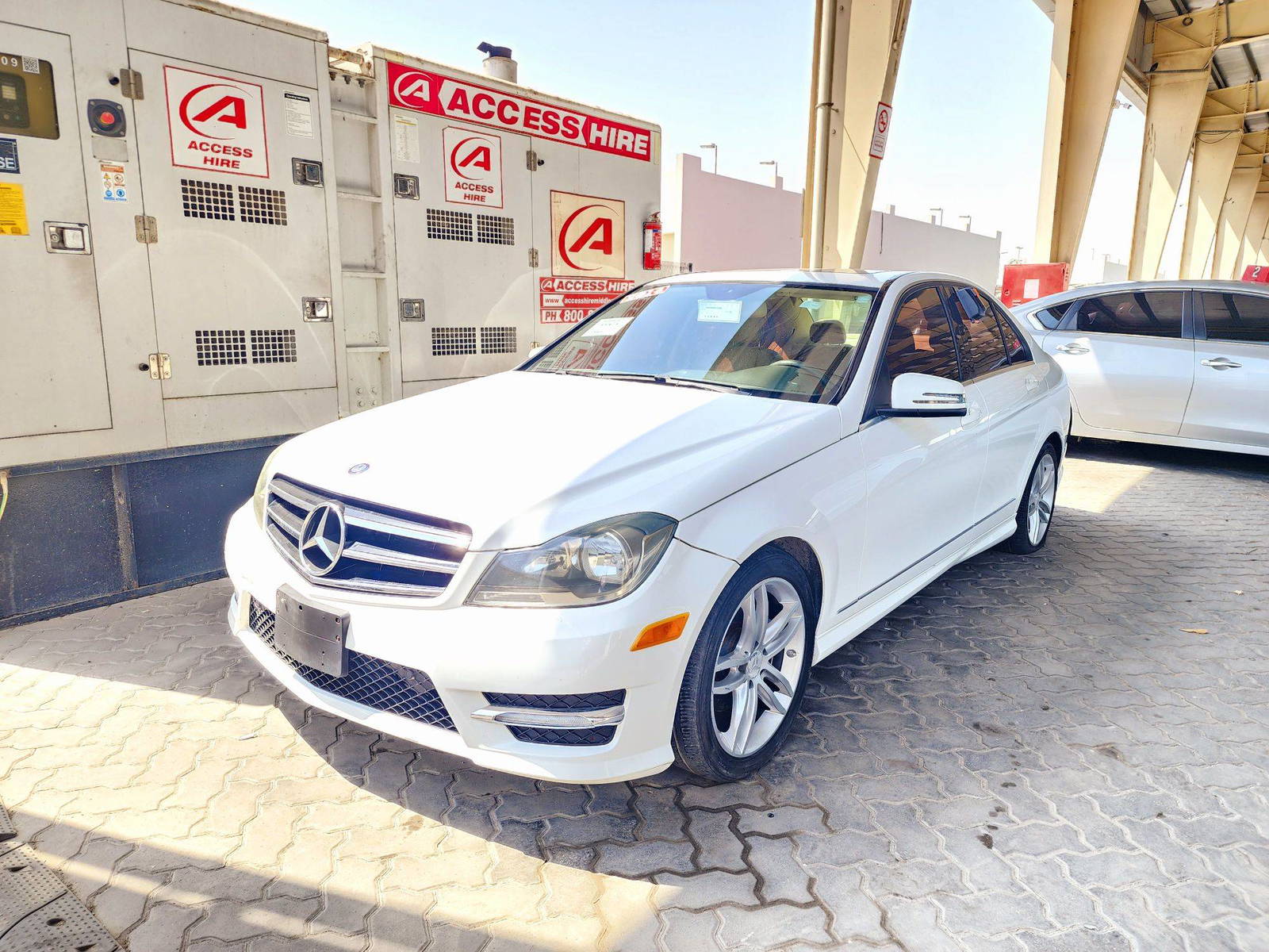 2014 MERCEDES BENZ C-250 — 93323 Miles — Lot 9ER303328 — Souq - Marhaba Auctions Used Cars - Image 5