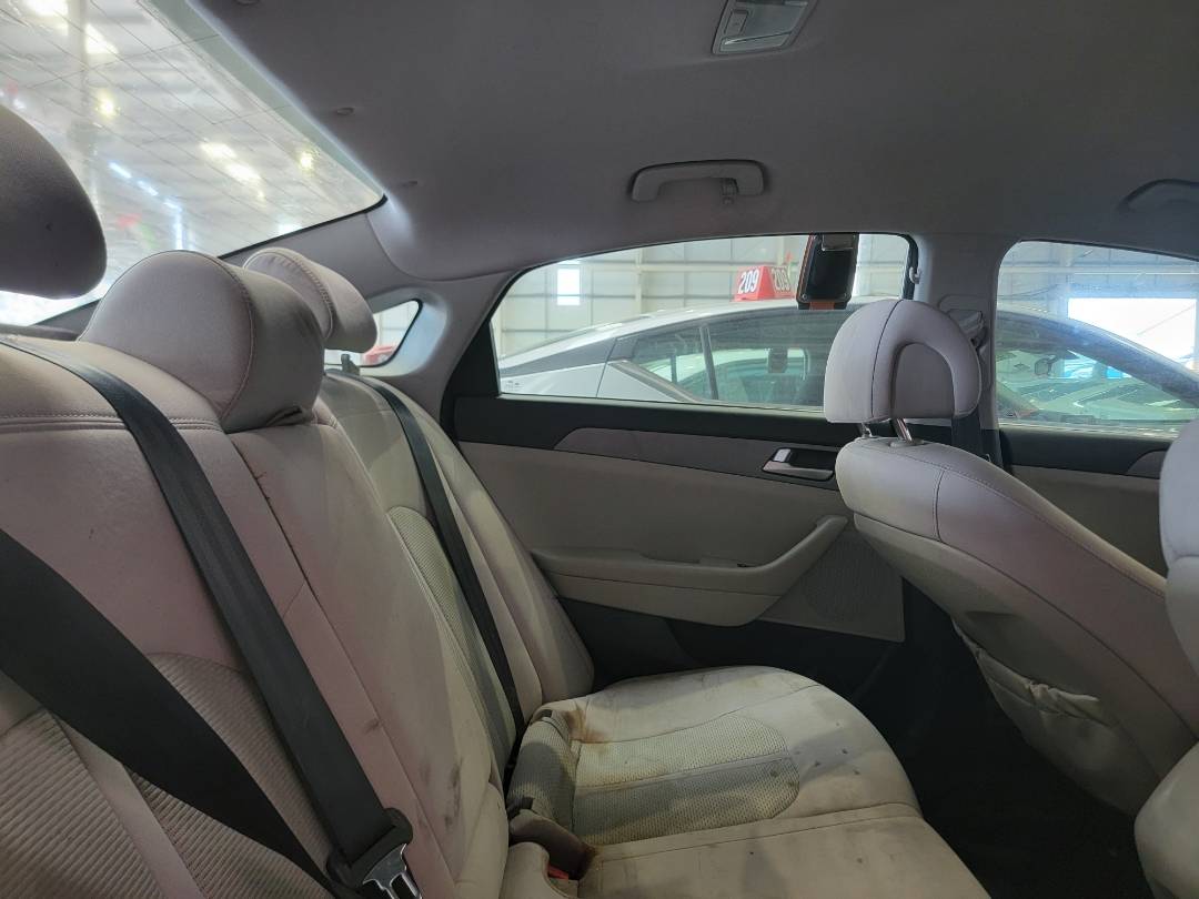 2015 HYUNDAI SONATA — 185849 Miles — Lot FH109228 — Main - Marhaba Auctions Used Cars - Image 5