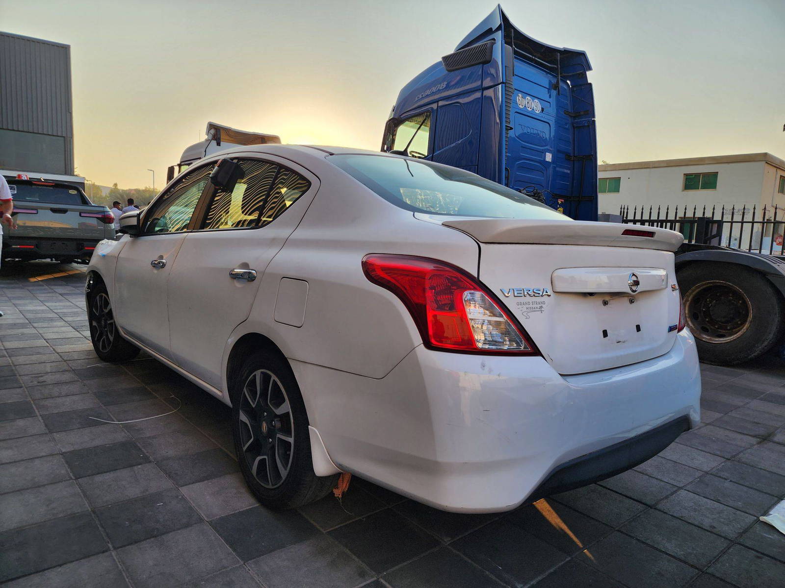 2016 NISSAN VERSA — 145445 Miles — Lot 62880564 — Al Quoz - Marhaba Auctions Used Cars - Image 4