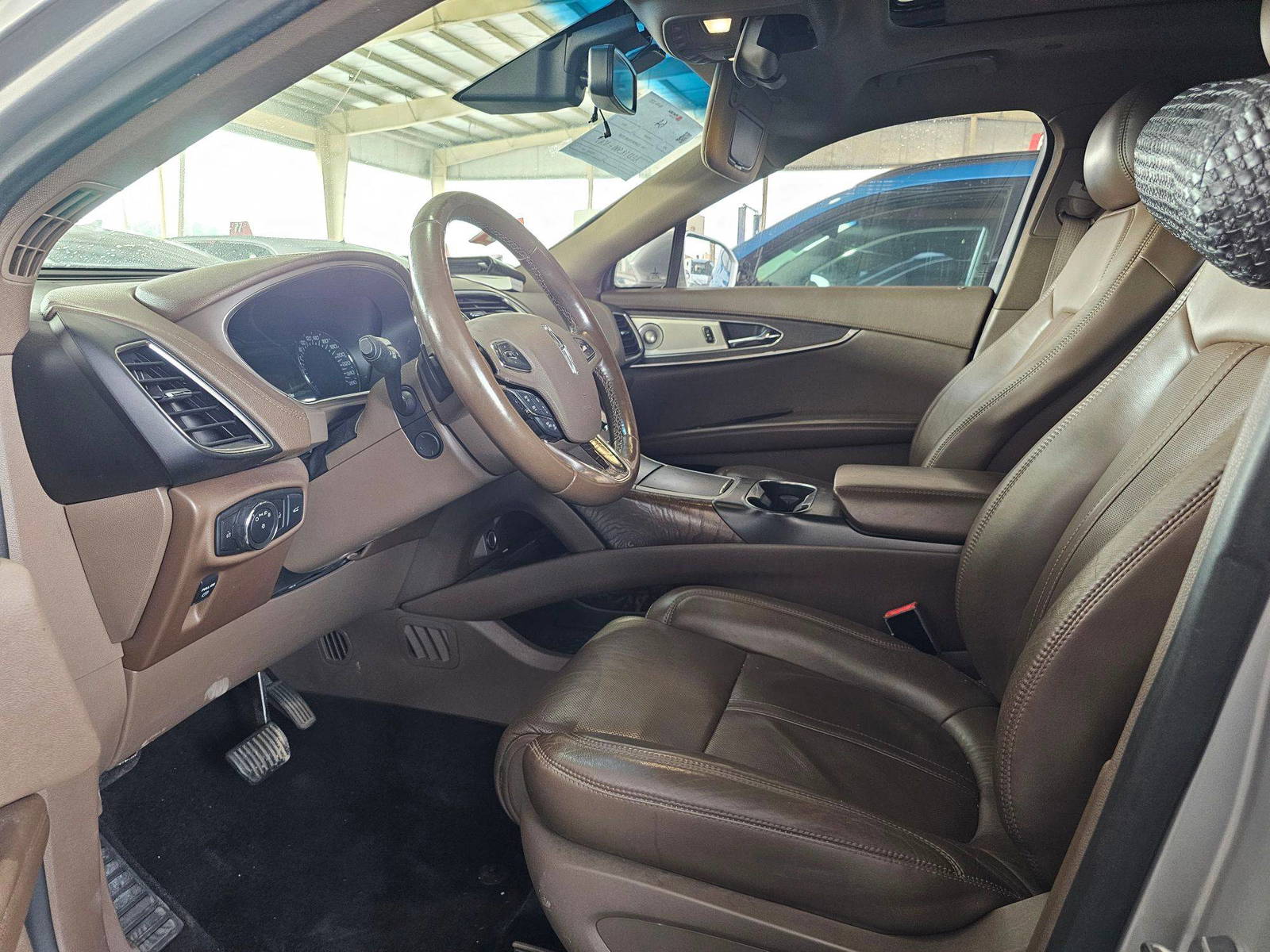 2016 LINCOLN MKX — 194649 KM — Lot 25288 — Main - Marhaba Auctions Used Cars - Image 9