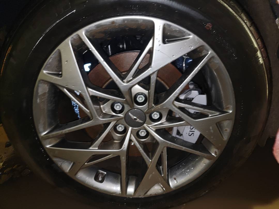 2023 GENESIS GV70 — 11698 Miles — Lot U091089 - Marhaba Auctions Used Cars - Image 4