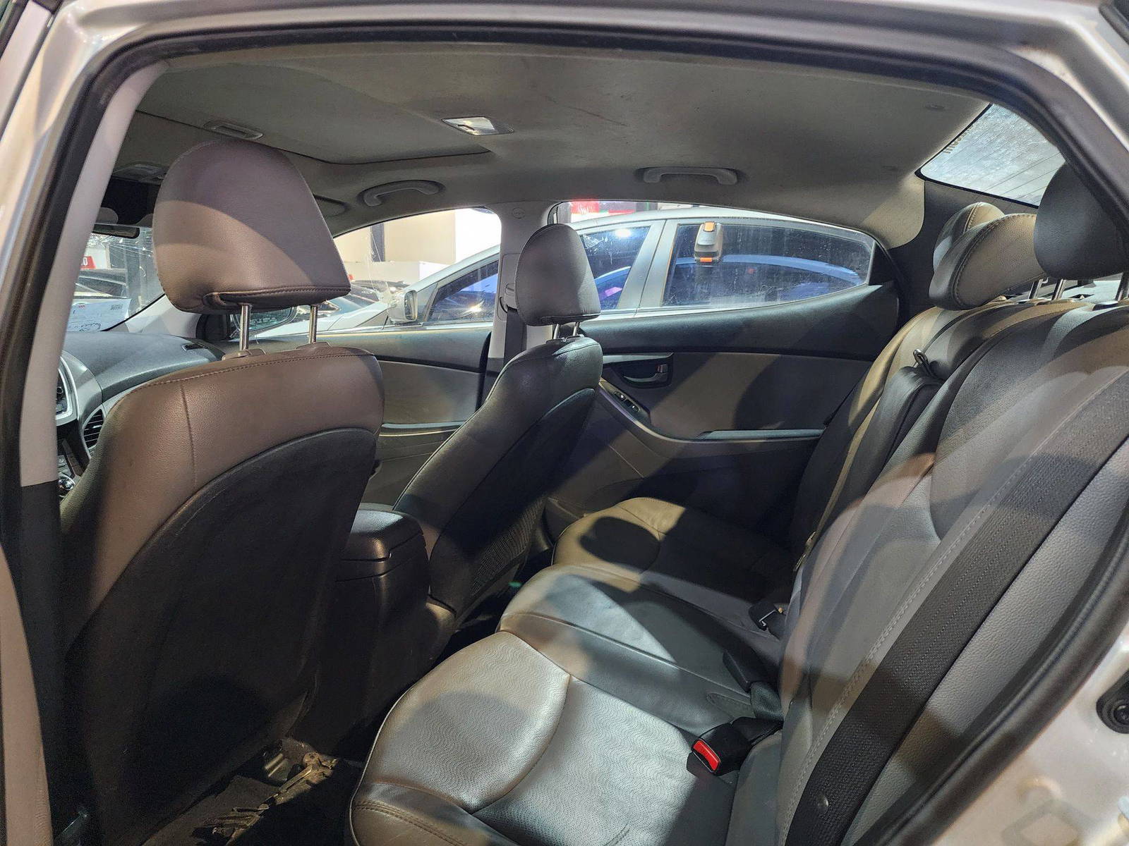 2013 HYUNDAI ELANTRA — 158068 Miles — Lot 883212 — Al Quoz - Marhaba Auctions Used Cars - Image 7
