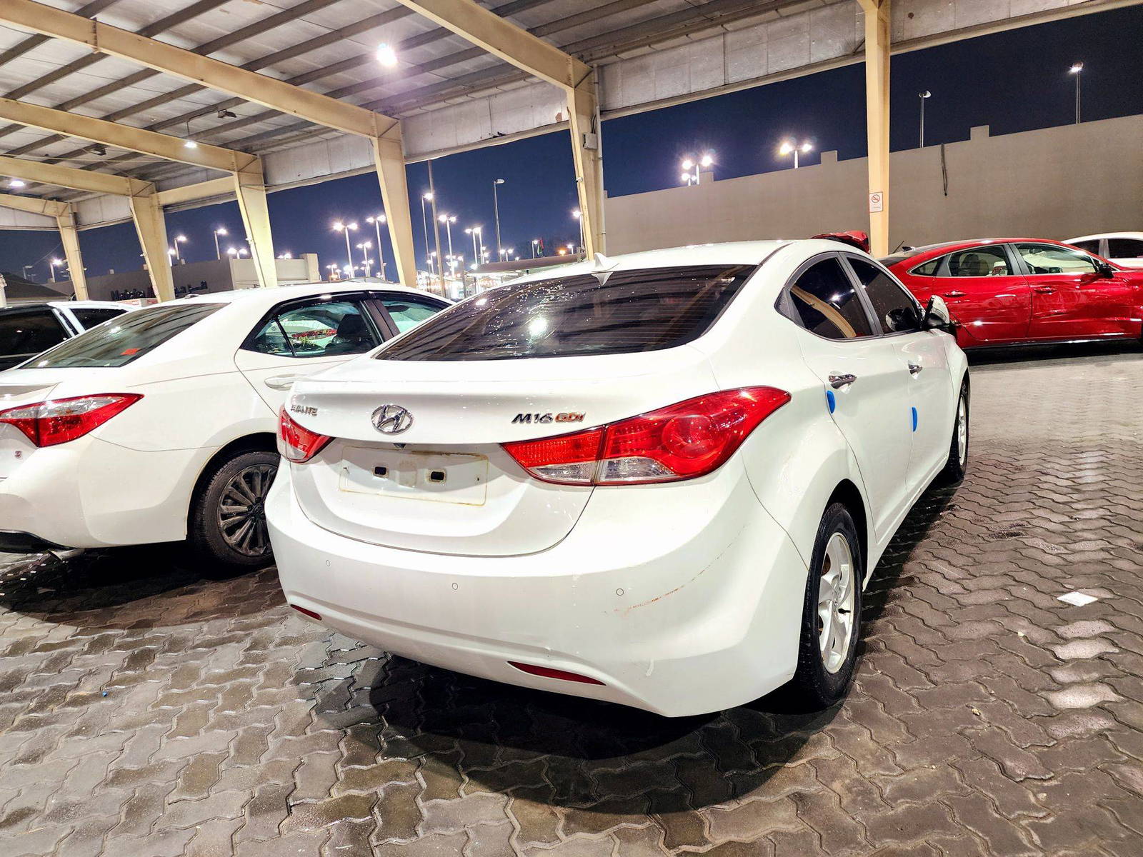 2011 HYUNDAI AVANTE — 117625 KM — Lot U074587 — Souq - Marhaba Auctions Used Cars - Image 3