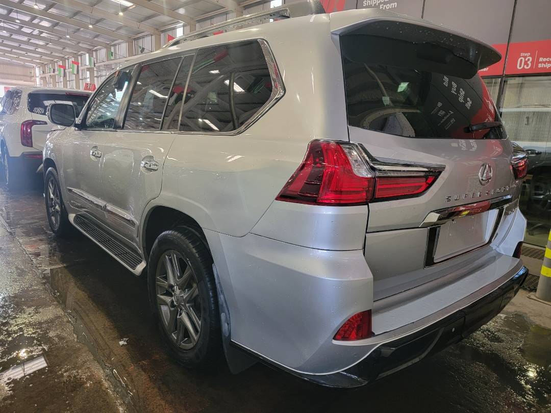 LEXUS LX 570 2013 - Marhaba Auction Used Cars - Image 5