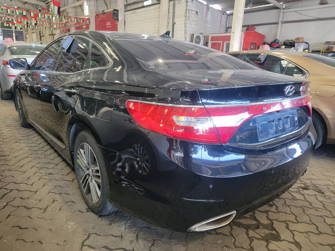 2013 HYUNDAI GRANDEUR — 62560 KM — Lot 269583 — Main - Marhaba Auctions Used Cars - Image 5
