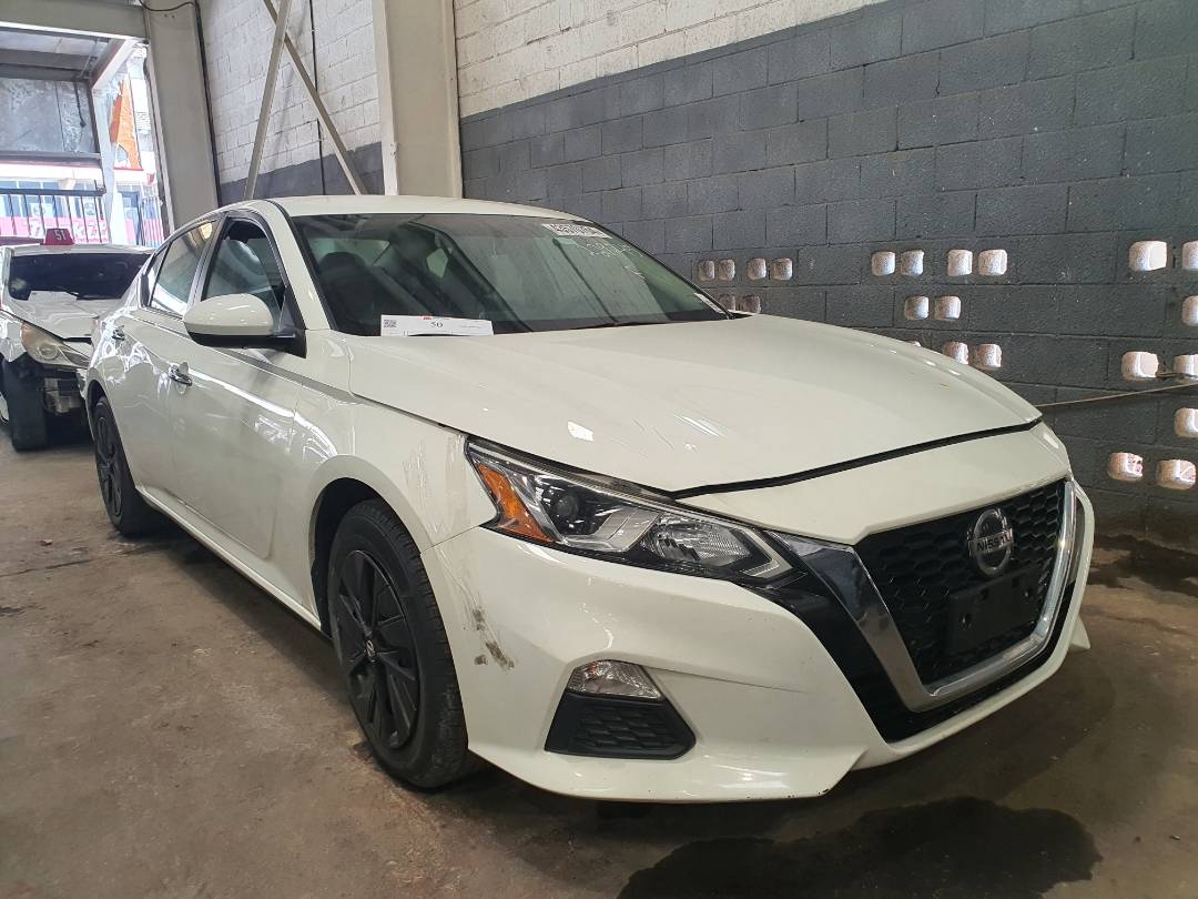 2019 NISSAN ALTIMA — 144762 Miles — Lot KC229245 — Main - Marhaba Auctions Used Cars - Image 4