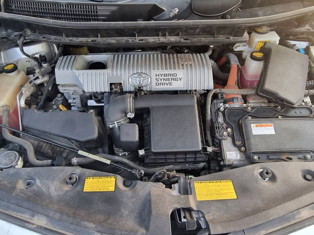 2013 TOYOTA PRIUS V — 148733 Miles — Lot 82417 — Ind. 12 - Marhaba Auctions Used Cars - Image 10