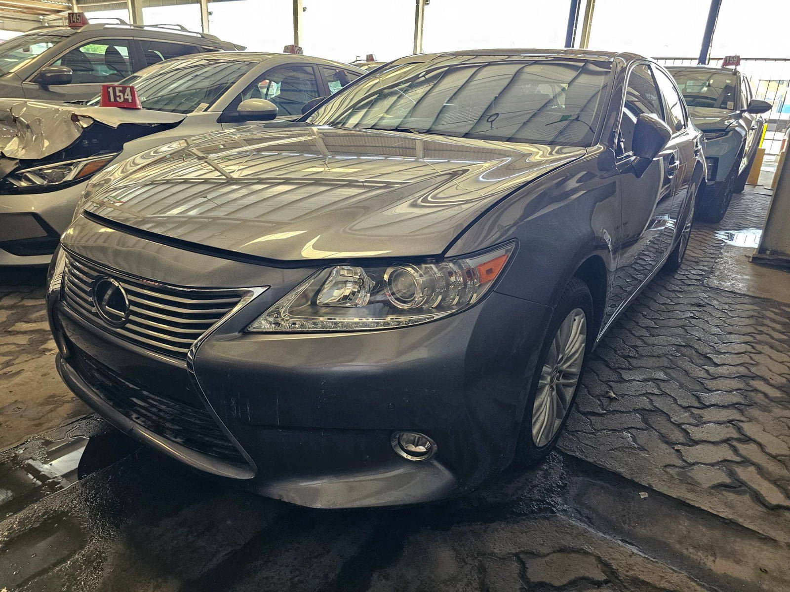 LEXUS ES 350 2015 - Marhaba Auction Used Cars - Image 4