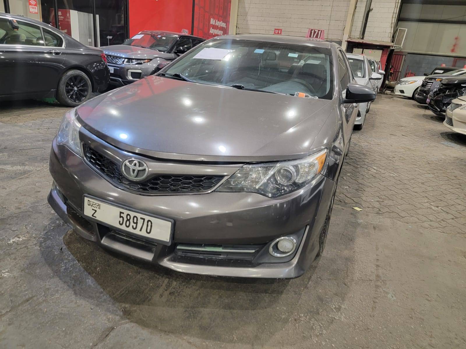 TOYOTA CAMRY