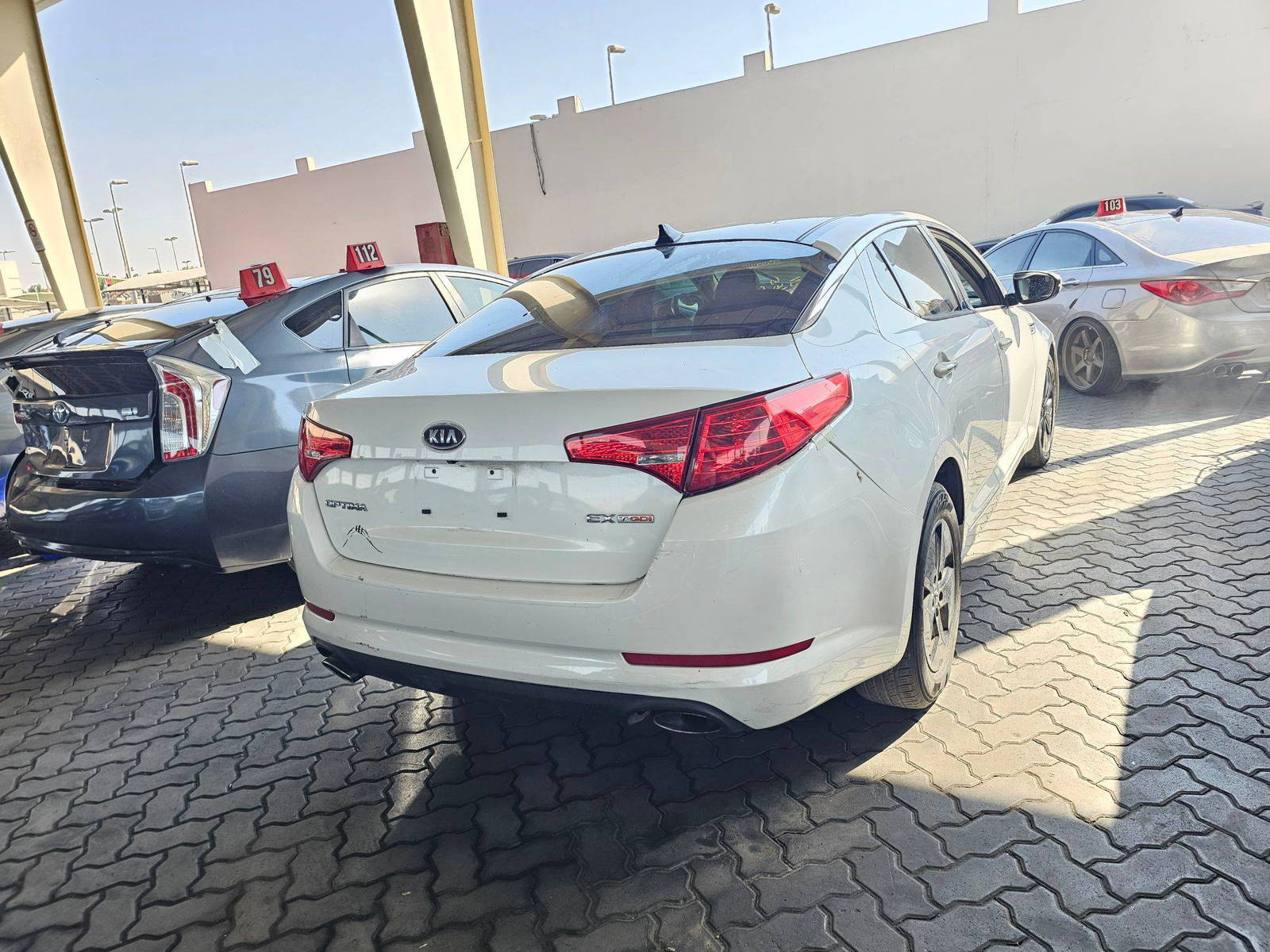 2011 KIA OPTIMA — 122430 Miles — Lot XB5159752 — Souq - Marhaba Auctions Used Cars - Image 5