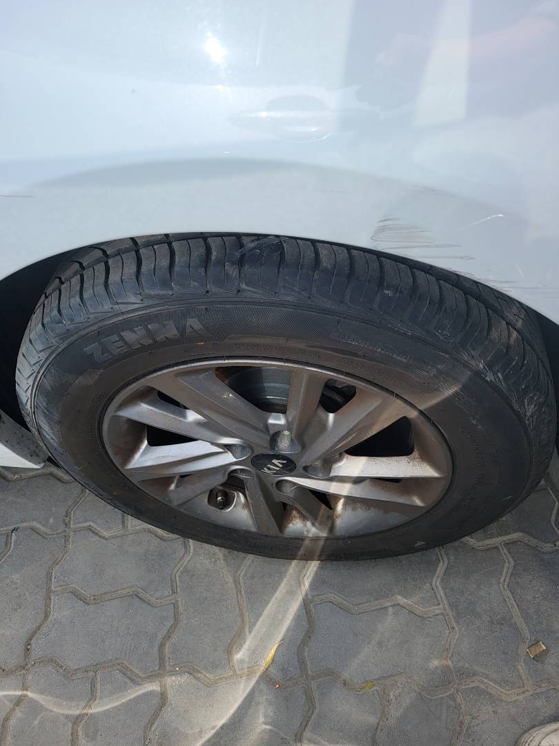 2019 KIA OPTIMA — 110860 Miles — Lot G344912 — Main - Marhaba Auctions Used Cars - Image 9