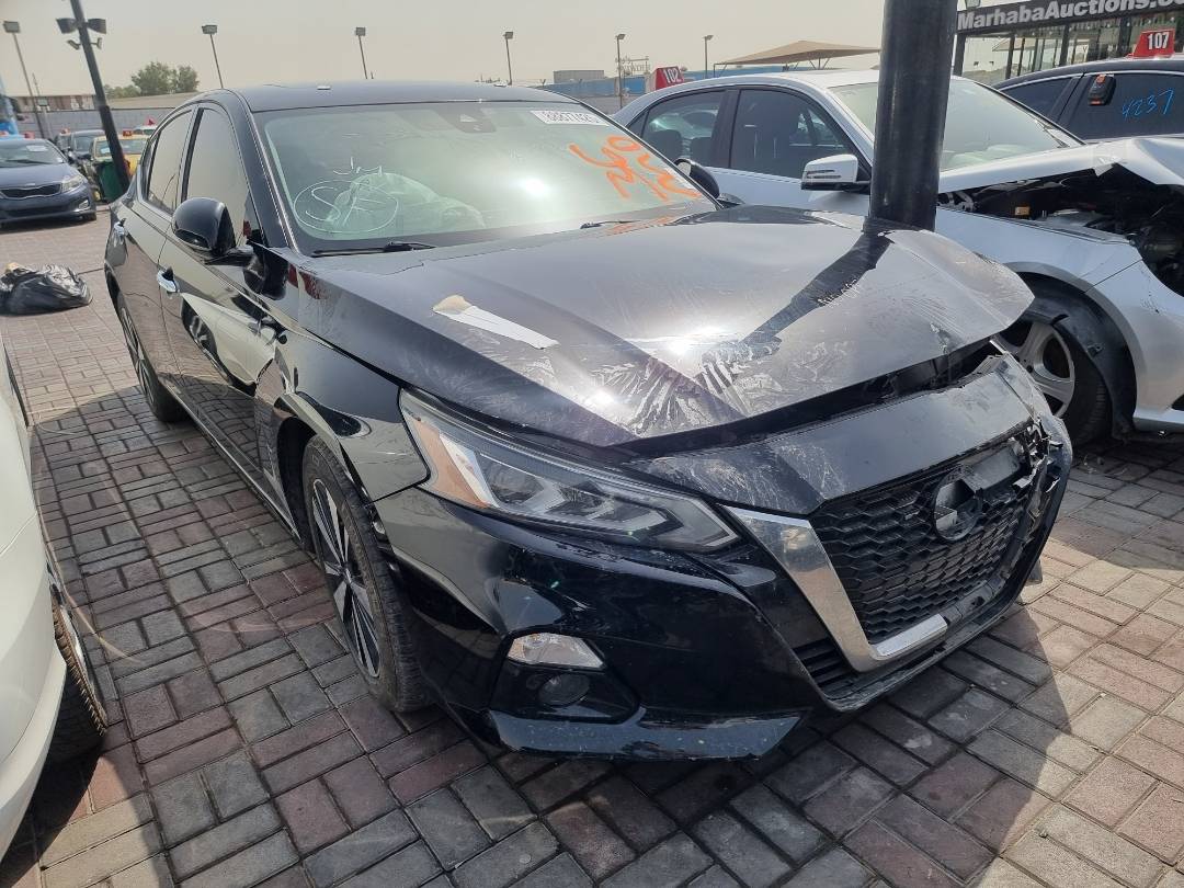 2019 NISSAN ALTIMA — 131011 Miles — Lot 12054748 — Ind. 12 - Marhaba Auctions Used Cars - Image 4