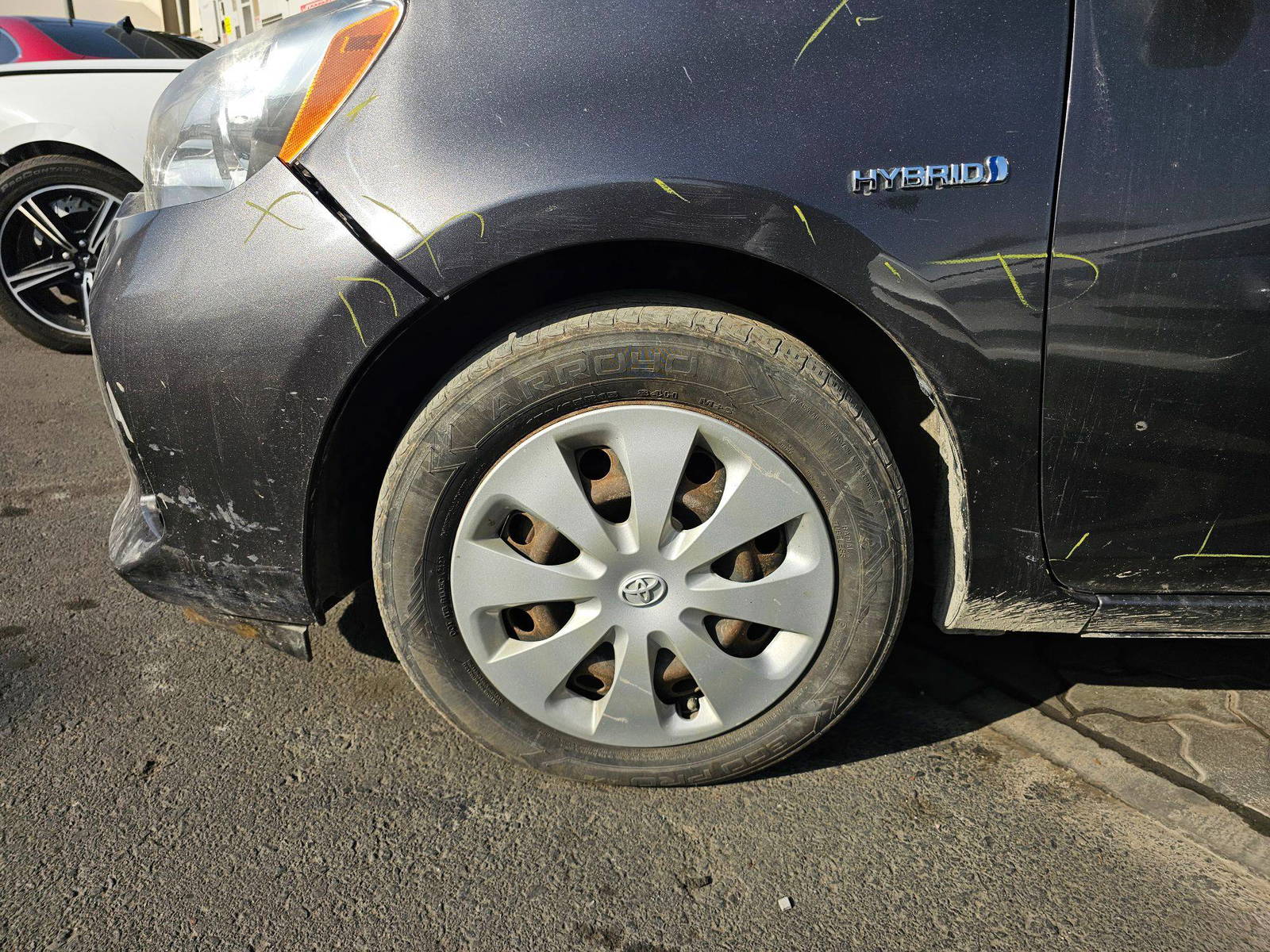 2013 TOYOTA PRIUS C — 240416 Miles — Lot B3XD1046134 — Souq - Marhaba Auctions Used Cars - Image 10