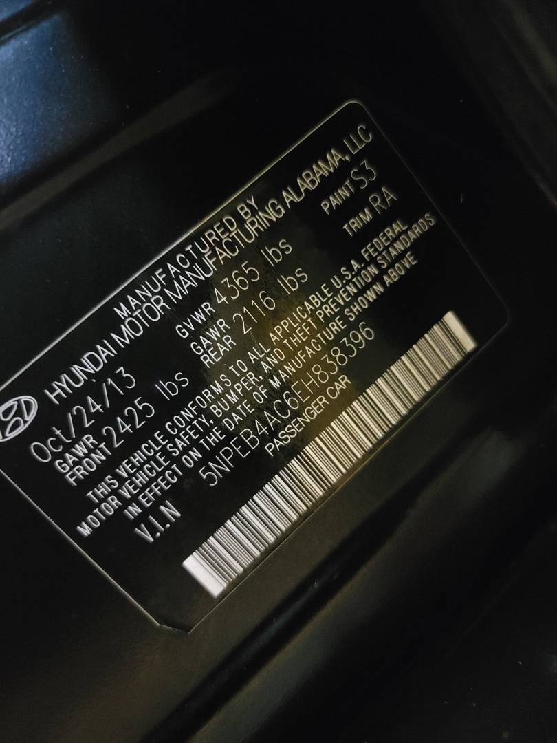 2014 HYUNDAI SONATA — 289340 Miles — Lot 342531 — Souq - Marhaba Auctions Used Cars - Image 8