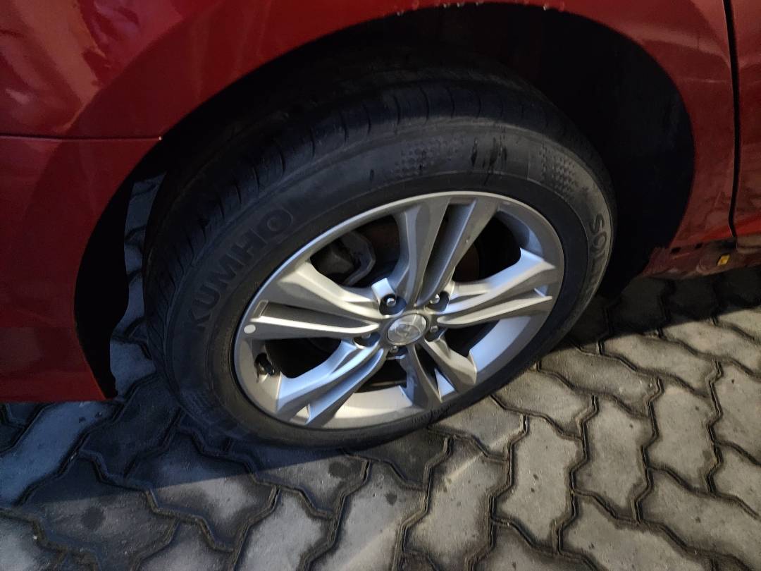 2019 HYUNDAI SONATA — 61174 Miles — Lot 77766913 - Marhaba Auctions Used Cars - Image 9