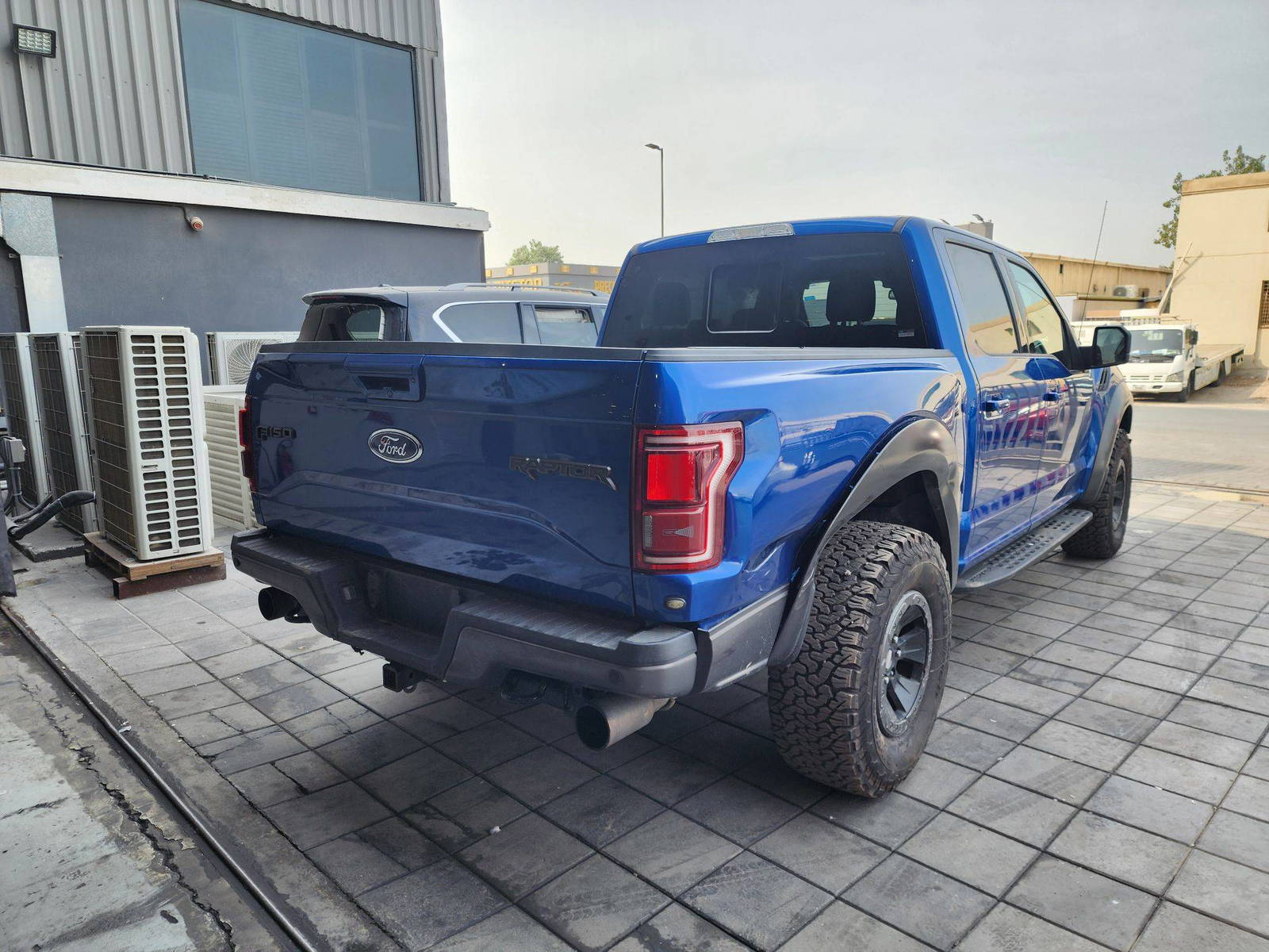 2017 FORD F150 - Raptor — 123472 Miles — Lot 67124775 — Main - Marhaba Auctions Used Cars - Image 5