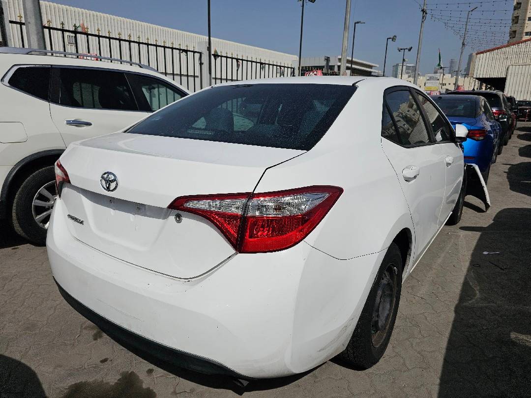 TOYOTA COROLLA