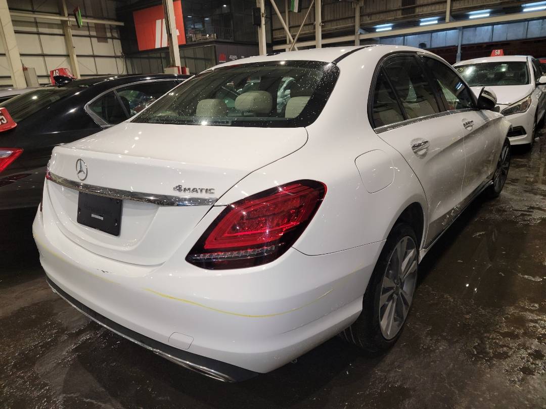 2019 MERCEDES BENZ C300 — 38279 Miles — Lot U304463 - Marhaba Auctions Used Cars - Image 4