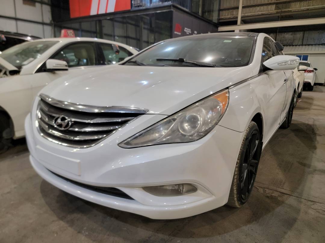2013 HYUNDAI SONATA — 196886 KM — Lot AB2DH733647 — Main - Marhaba Auctions Used Cars - Image 5