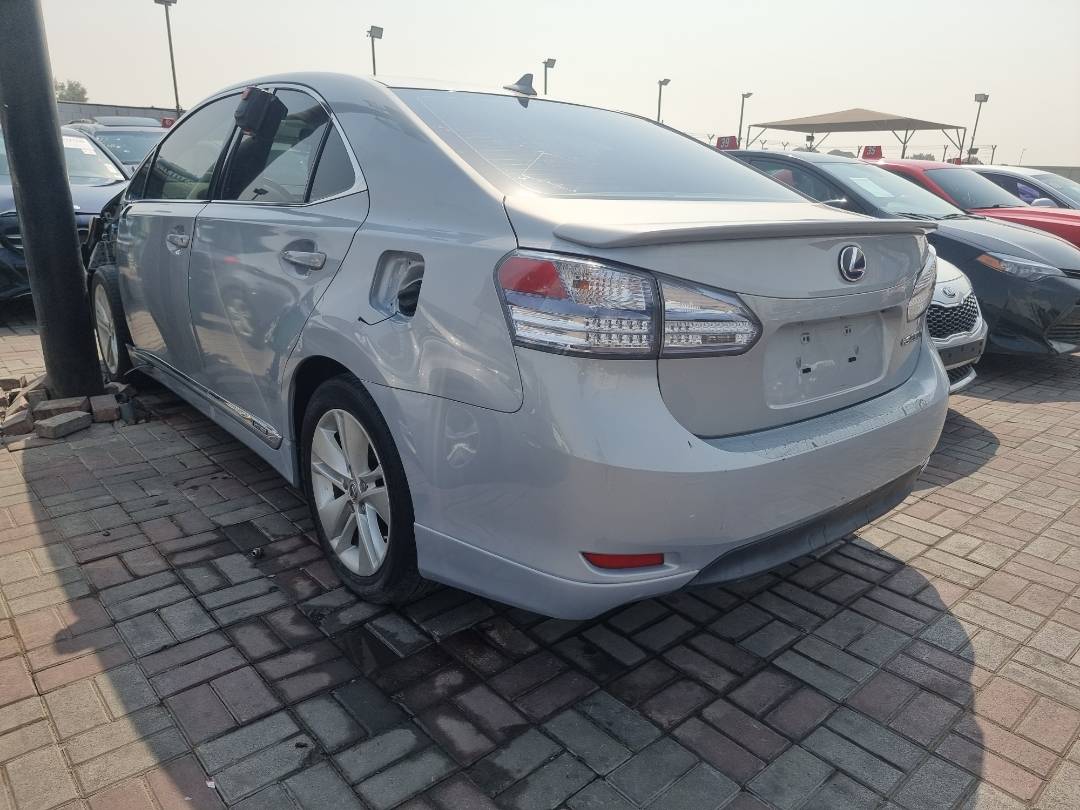 2011 LEXUS HS 250H — 219732 Miles — Lot 2043661 — Ind. 12 - Marhaba Auctions Used Cars - Image 3