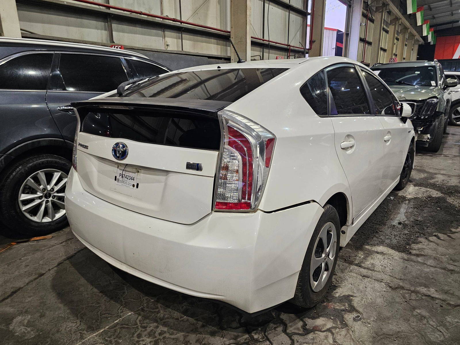 2012 TOYOTA PRIUS — 257238 Miles — Lot 44085205 — Main - Marhaba Auctions Used Cars - Image 6