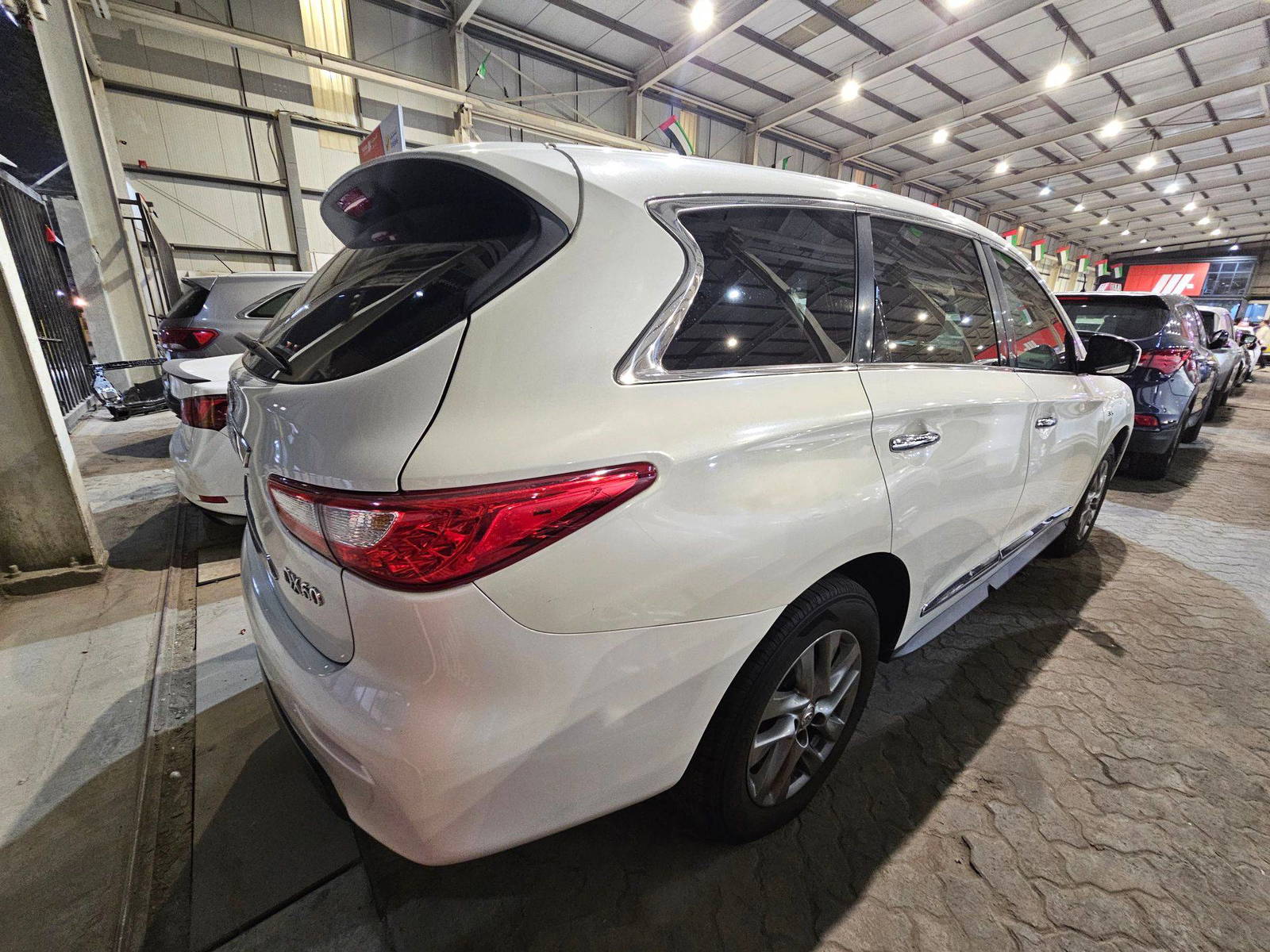 2015 INFINITI QX60 — 190250 Miles — Lot 7678823 — Main - Marhaba Auctions Used Cars - Image 6
